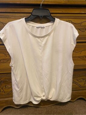 Staccato Cream Short-Sleeve Twist-Front Tee